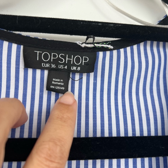 Stunning like new Top Shop wrap top. - Picture 3 of 5